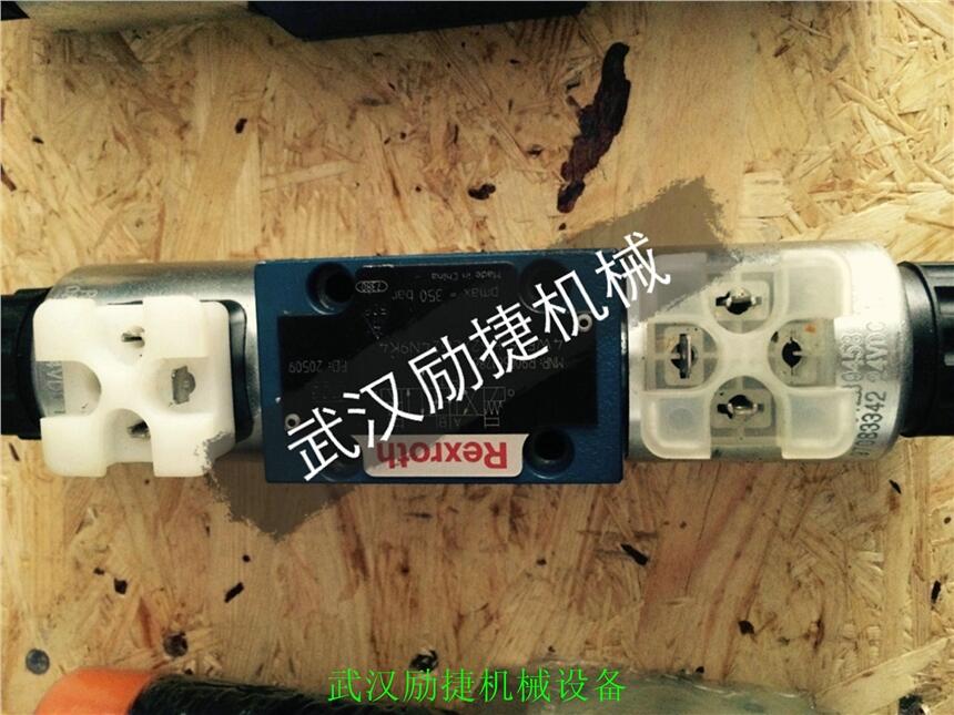 VICKERS威格士力士樂